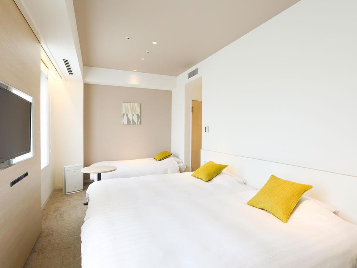 Tenza Hotel at Sendai Station Bagian luar foto